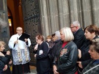 Mons. Adam Bernatović na vratima konkatedrale